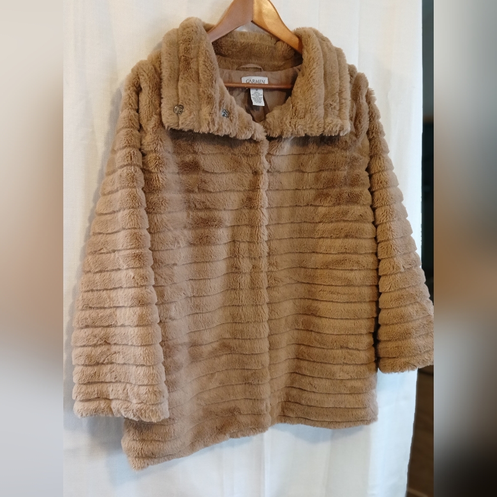 Carmen Marc valvo faux fur coat